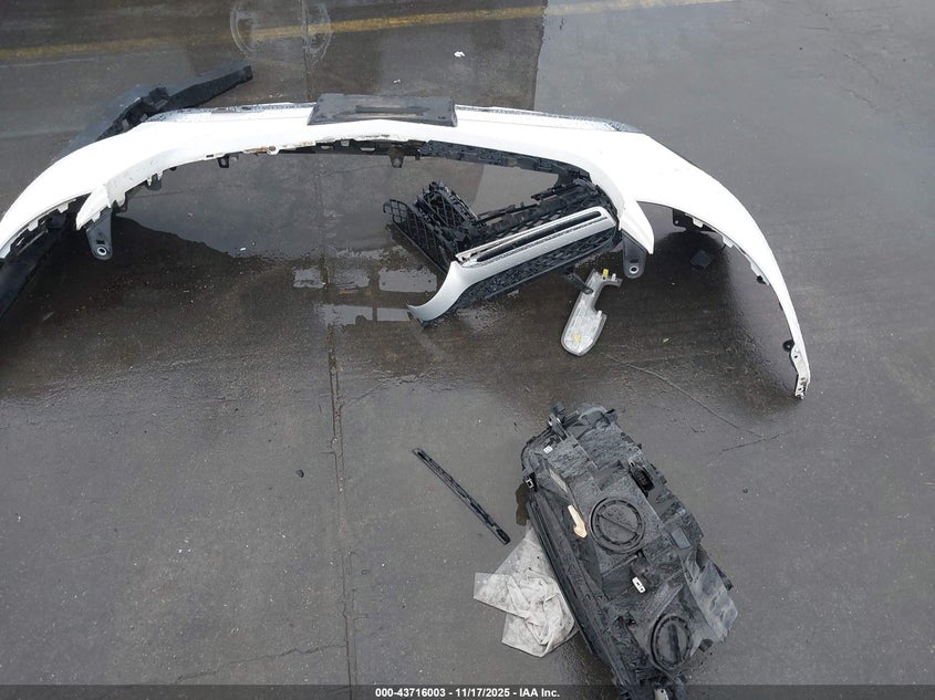 2017 Mercedes-Benz Glc 300 VIN: WDC0G4JBXHF198091 Lot: 43716003