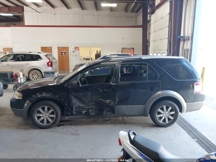 2008 Ford Taurus X Sel VIN: 1FMDK02W08GA44270 Lot: 43716012