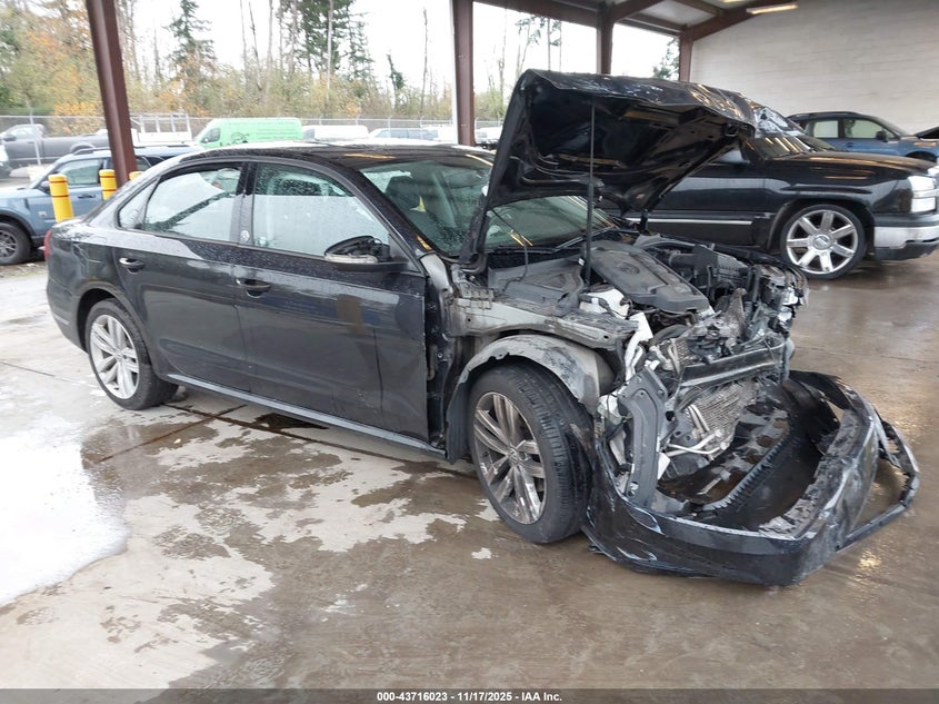 VOLKSWAGEN PASSAT 2.0T WOLFSBURG EDITION