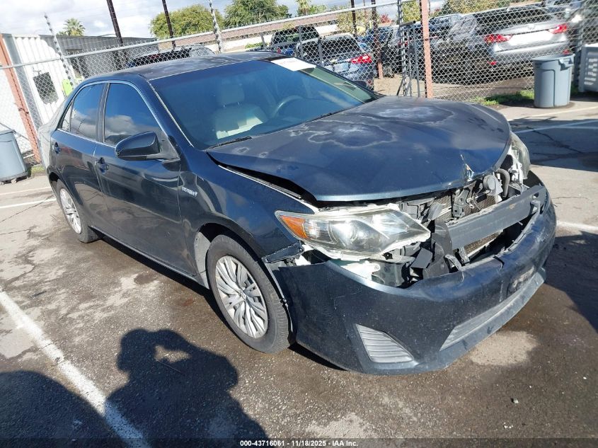 TOYOTA CAMRY HYBRID LE