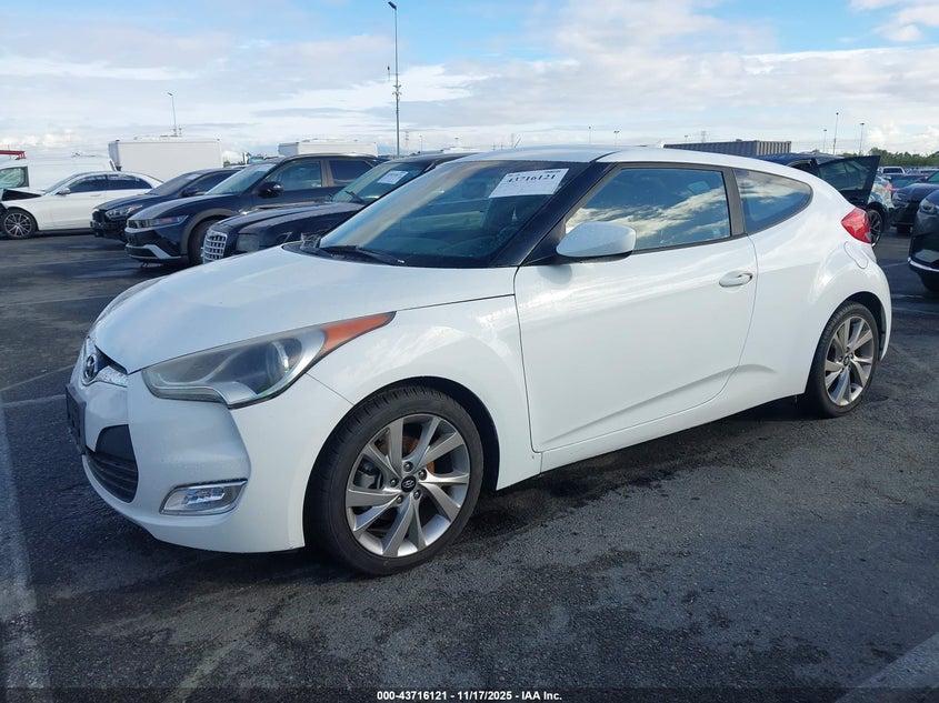 KMHTC6AD2HU306061 2017 HYUNDAI VELOSTER photo no. 2