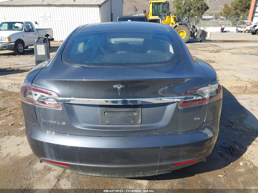 2016 Tesla Model S 60/70/75/85 VIN: 5YJSA1E19GF131727 Lot: 43716123