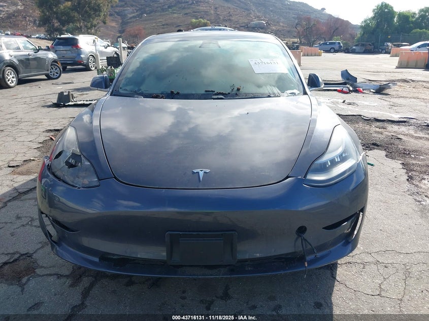 2019 Tesla Model 3 Long Range/Mid Range/Standard Range/Standard Range Plus VIN: 5YJ3E1EA8KF401953 Lot: 43716131
