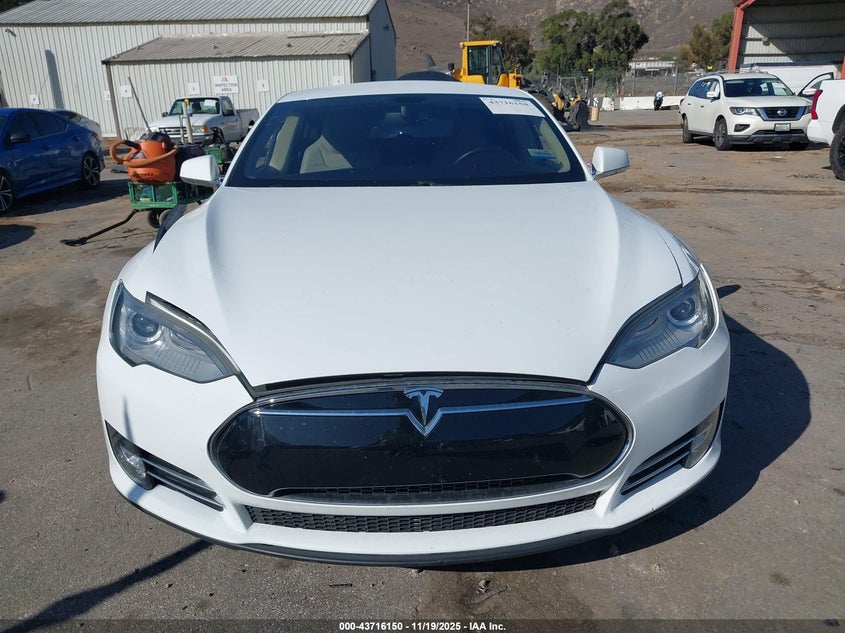 2013 Tesla Model S VIN: 5YJSA1AG6DFP08736 Lot: 43716150