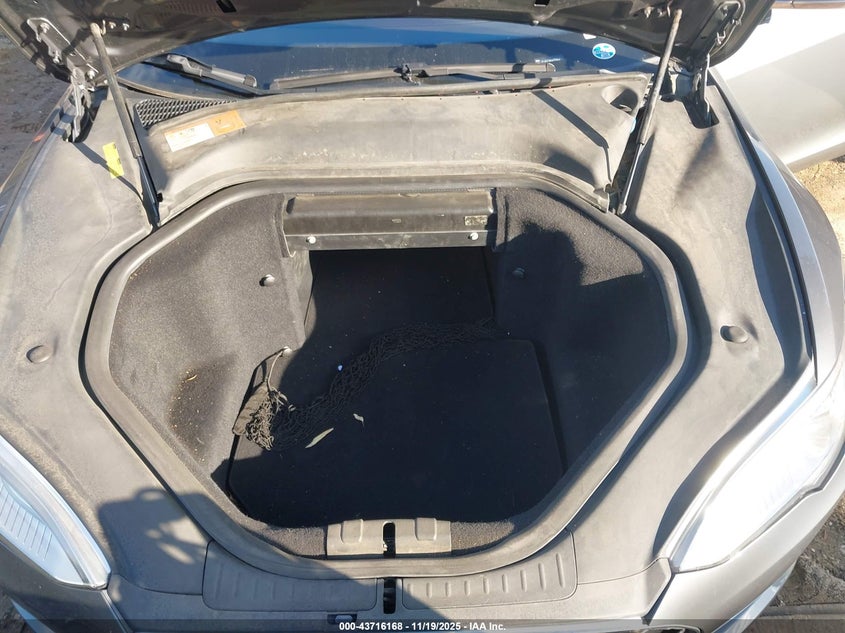 2013 Tesla Model S VIN: 5YJSA1CG0DFP06381 Lot: 43716168