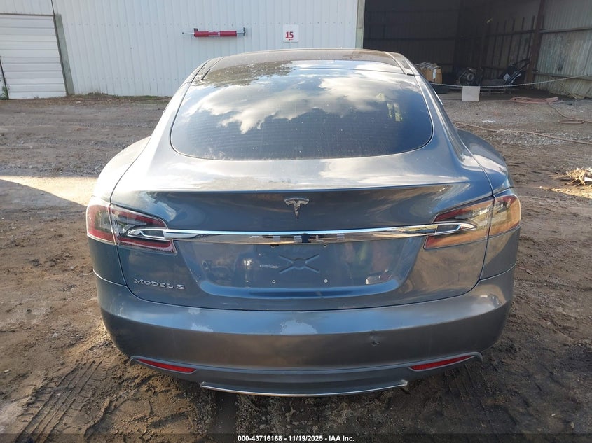 2013 Tesla Model S VIN: 5YJSA1CG0DFP06381 Lot: 43716168