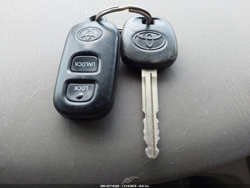 2006 Toyota Highlander Hybrid Limited V6 VIN: JTEDW21A060011488 Lot: 43716169