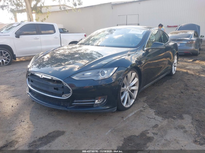 5YJSA1DP0DFP04659 2013 TESLA MODEL S photo no. 2