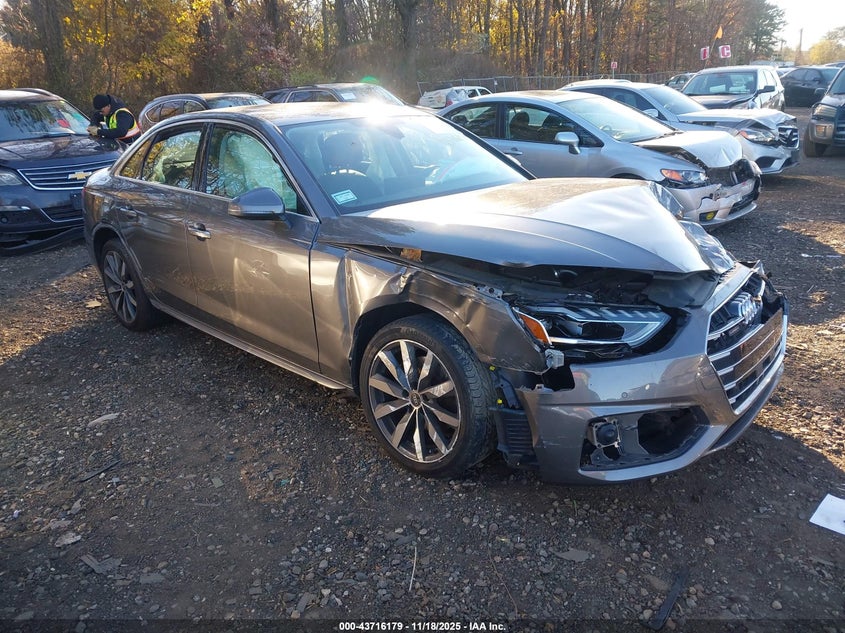 AUDI A4 PREMIUM PLUS 40 TFSI QUATTRO S TRONIC