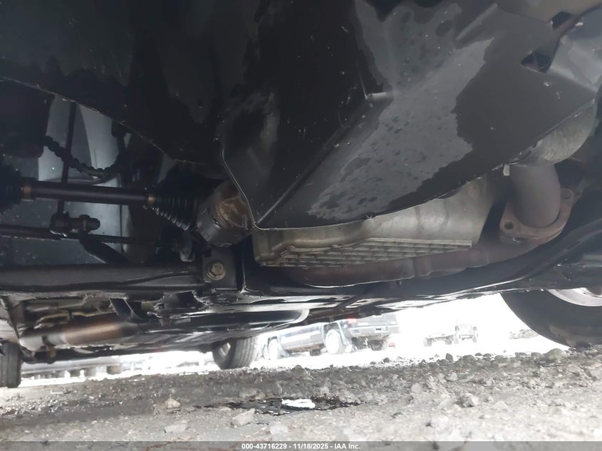 2010 Dodge Grand Caravan Crew VIN: 2D4RN6DX4AR396575 Lot: 43716229