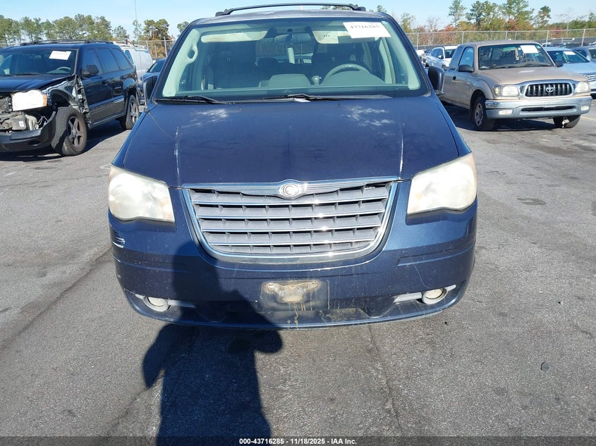 2008 Chrysler Town & Country Touring VIN: 2A8HR54P78R624112 Lot: 43716285