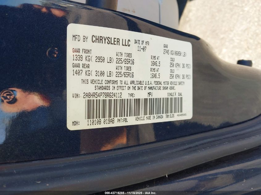 2008 Chrysler Town & Country Touring VIN: 2A8HR54P78R624112 Lot: 43716285