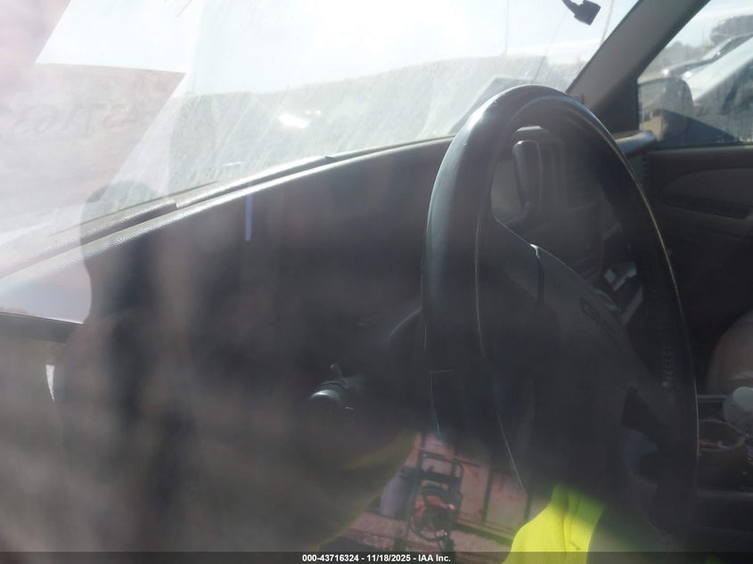 2003 GMC Yukon Slt VIN: 1GKEC13Z63R240896 Lot: 43716324