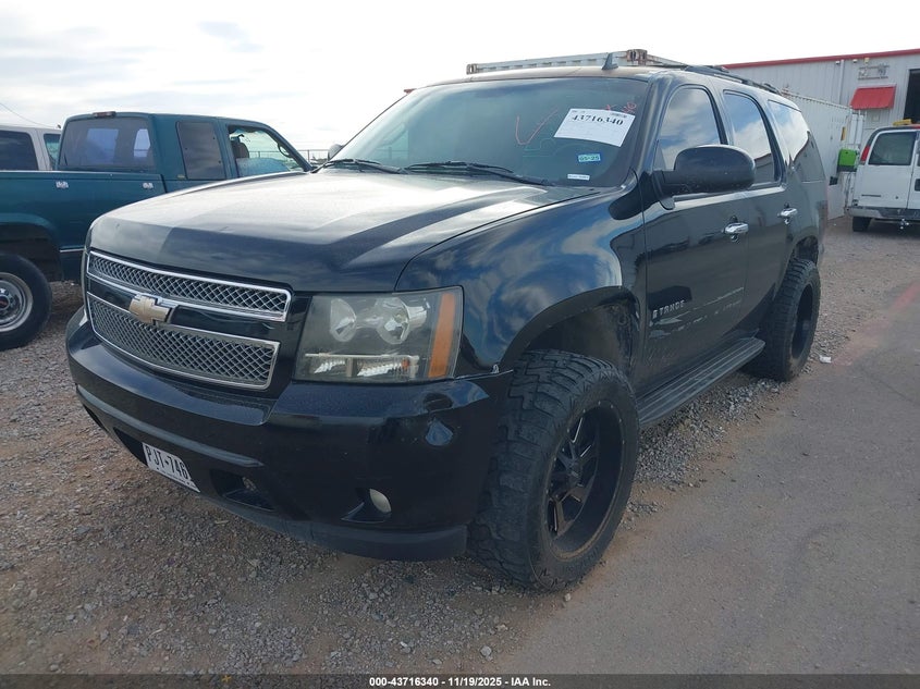 1GNEC233X9R156528 2009 CHEVROLET TAHOE photo no. 2