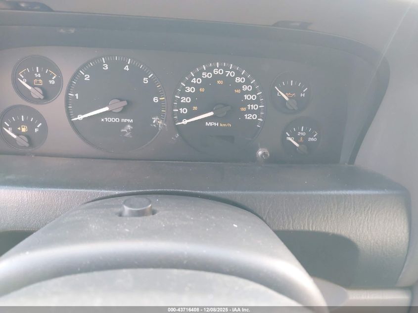 2004 Jeep Grand Cherokee Laredo VIN: 1J4GX48S14C388216 Lot: 43716408