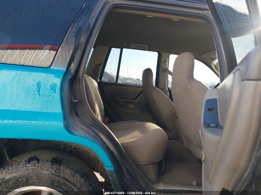 2004 Jeep Grand Cherokee Laredo VIN: 1J4GX48S14C388216 Lot: 43716408