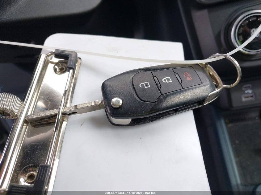 2024 Ford Maverick Xl VIN: 3FTTW8A30RRA80402 Lot: 43716444