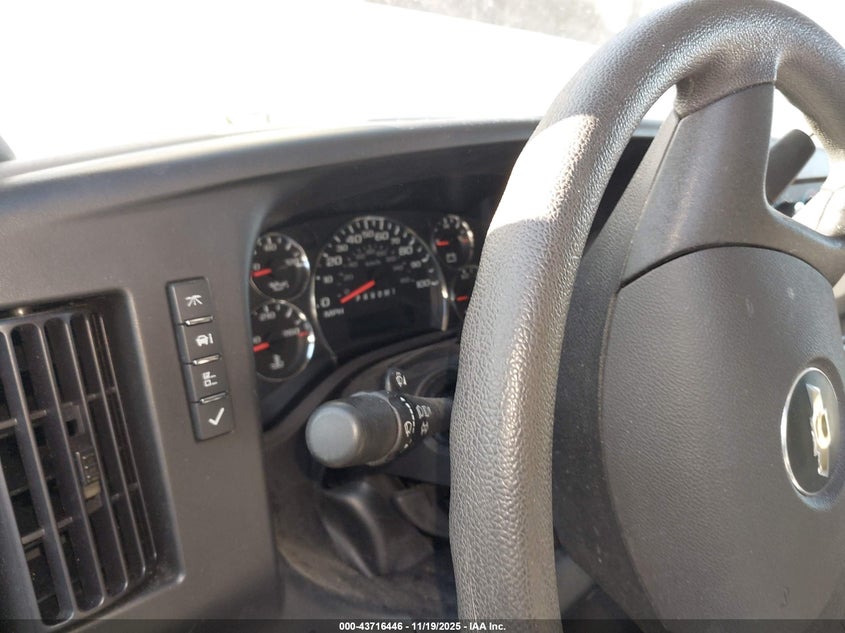 2024 Chevrolet Express Cargo Rwd 2500 Regular Wheelbase Wt VIN: 1GCWGAFP6R1250432 Lot: 43716446