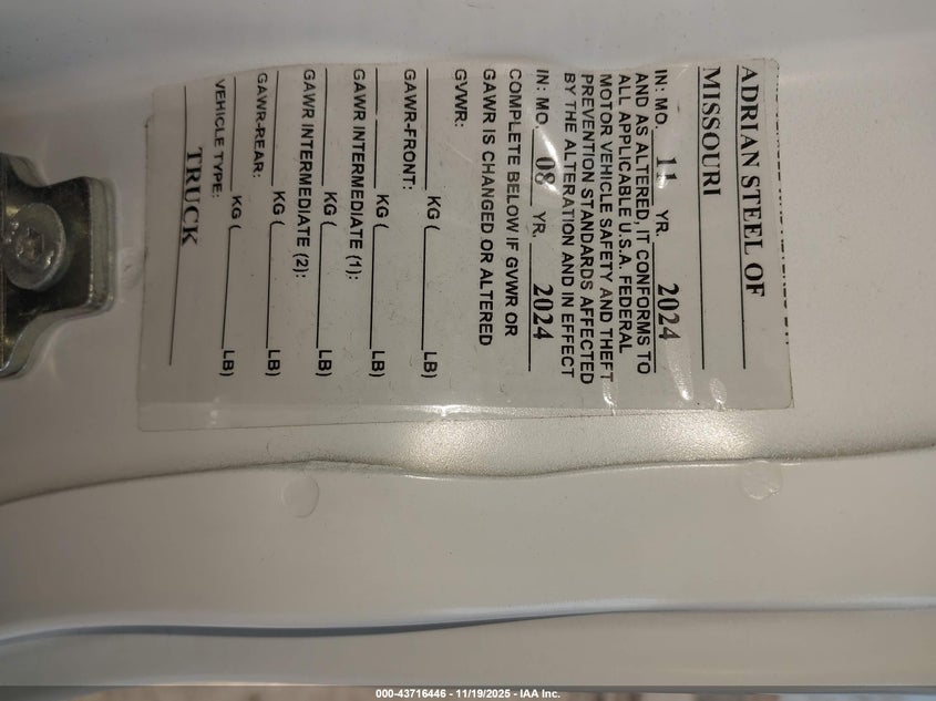 2024 Chevrolet Express Cargo Rwd 2500 Regular Wheelbase Wt VIN: 1GCWGAFP6R1250432 Lot: 43716446