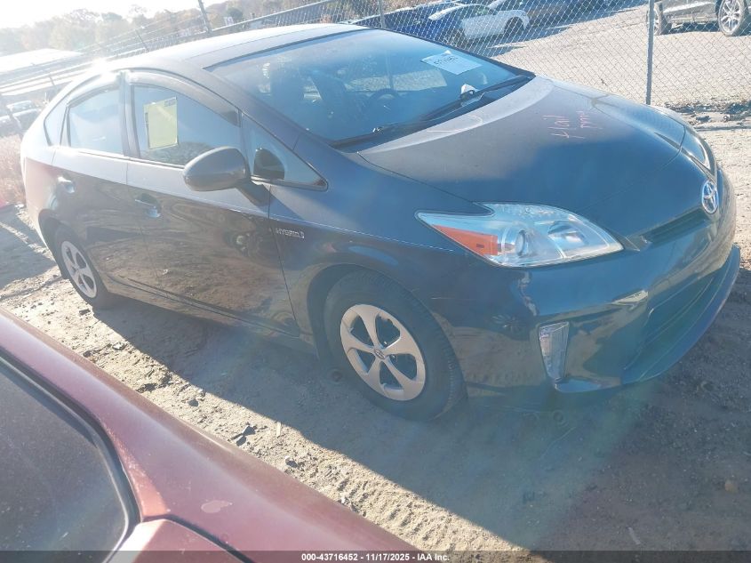 TOYOTA PRIUS FOUR