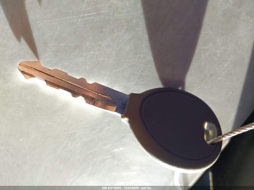 2008 Jeep Compass Sport VIN: 1J8FT47W88D672551 Lot: 43716495