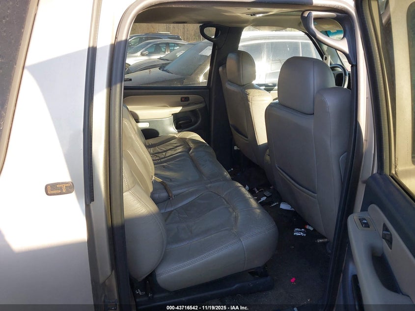 2001 Chevrolet Suburban 1500 Lt VIN: 1GNFK16T01J200438 Lot: 43716542