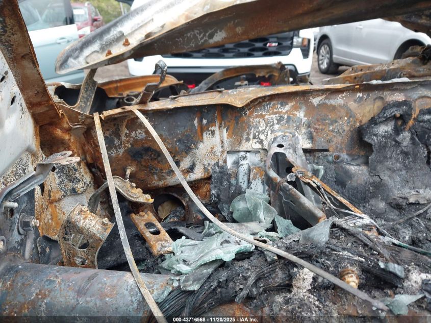 2008 Toyota Highlander Hybrid Limited VIN: JTEEW44A282008031 Lot: 43716568