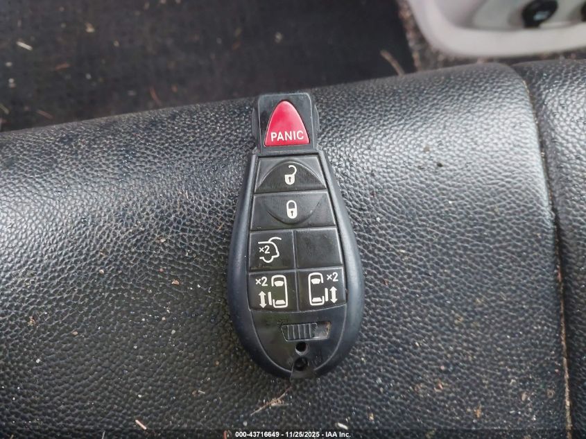 2014 Chrysler Town & Country Touring VIN: 2C4RC1BG2ER294917 Lot: 43716649