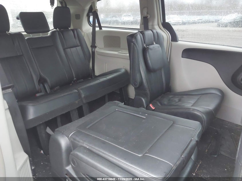 2014 Chrysler Town & Country Touring VIN: 2C4RC1BG2ER294917 Lot: 43716649