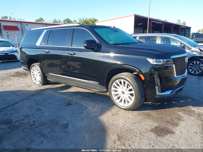 CADILLAC ESCALADE 2WD LUXURY