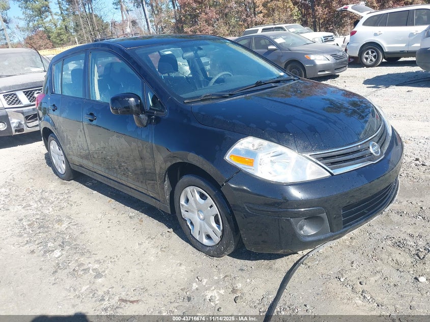 NISSAN VERSA 1.8S
