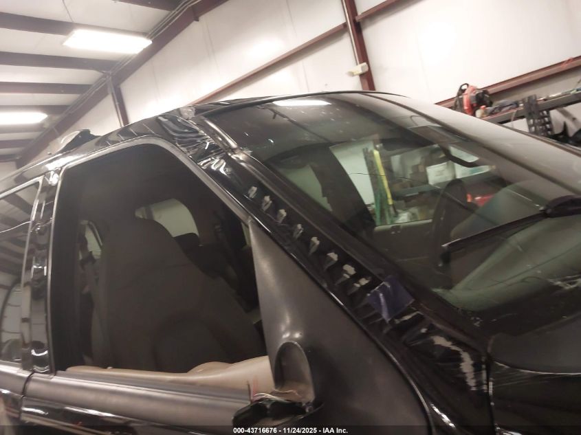 2000 Ford Expedition Eddie Bauer VIN: 1FMPU18L0YLA30841 Lot: 43716676