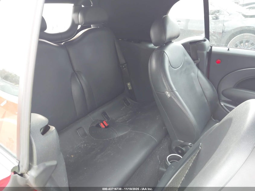 2006 Mini Cooper VIN: WMWRF33516TG14383 Lot: 43716738