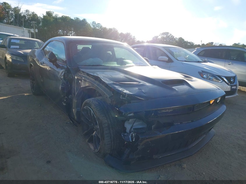 DODGE CHALLENGER R/T SCAT PACK