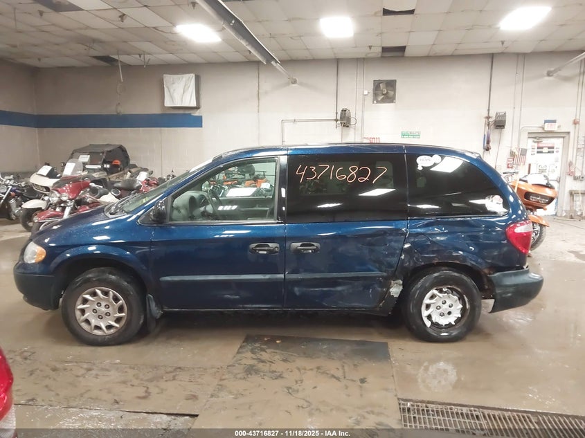 2002 Chrysler Voyager VIN: 1C4GJ25342B553669 Lot: 43716827