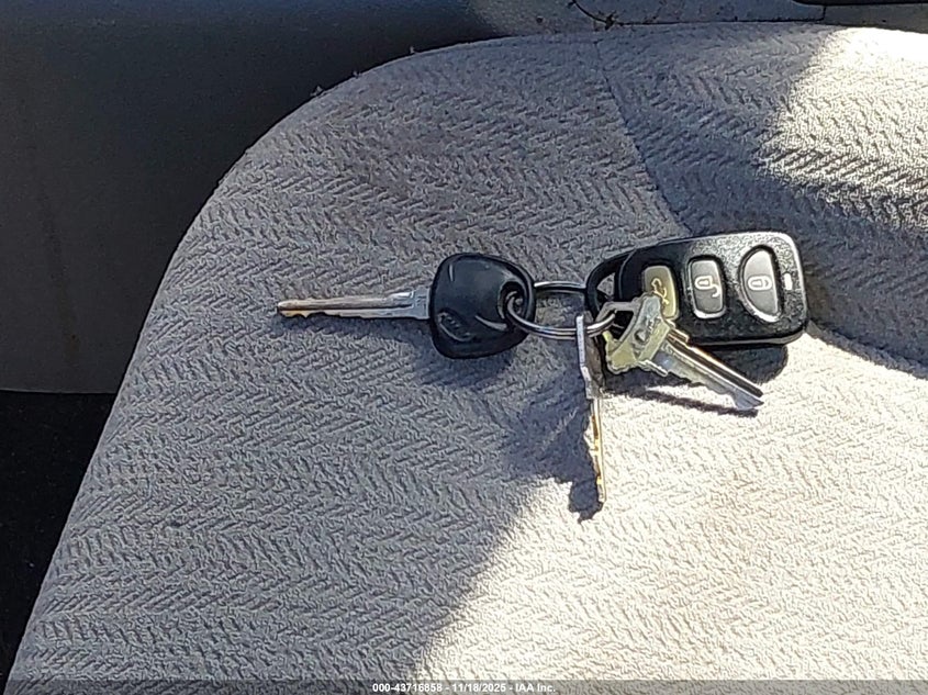 2008 Kia Optima Lx VIN: KNAGE123685195465 Lot: 43716858