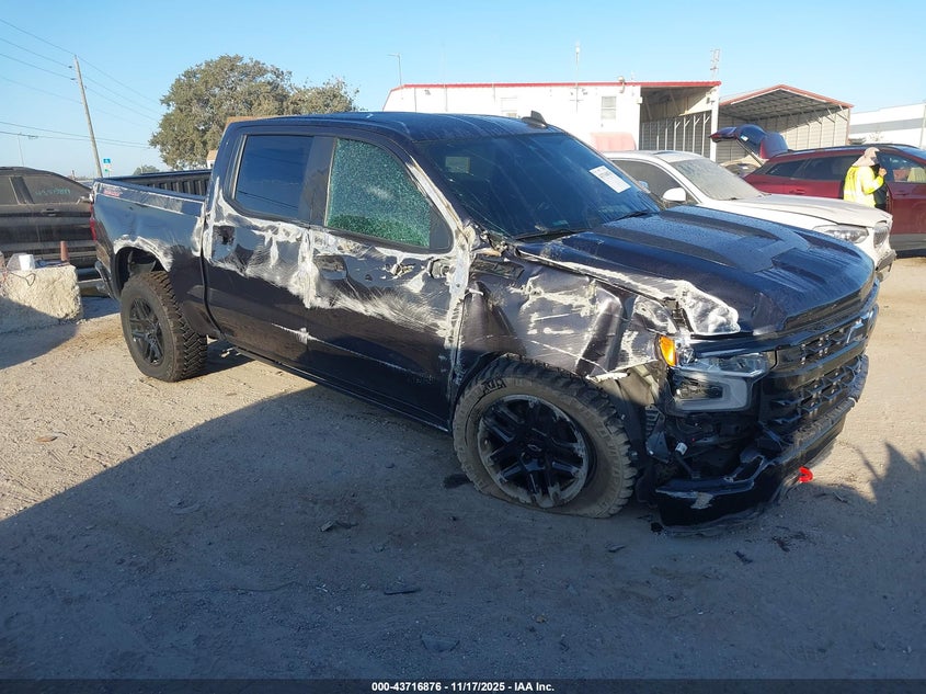 CHEVROLET SILVERADO 1500 4WD SHORT BED LT TRAIL BOSS