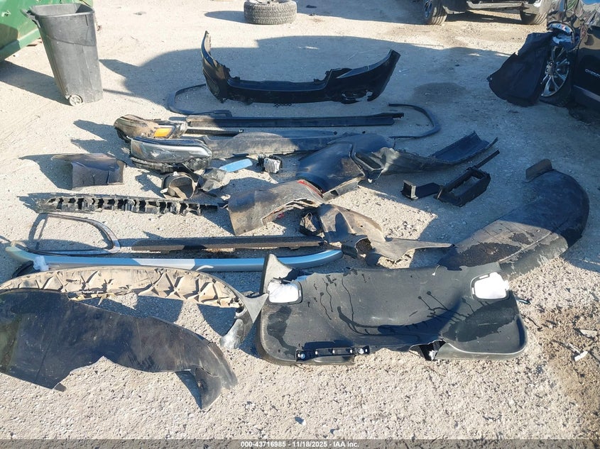 2019 Jeep Cherokee Latitude Plus Fwd VIN: 1C4PJLLN9KD147532 Lot: 43716985