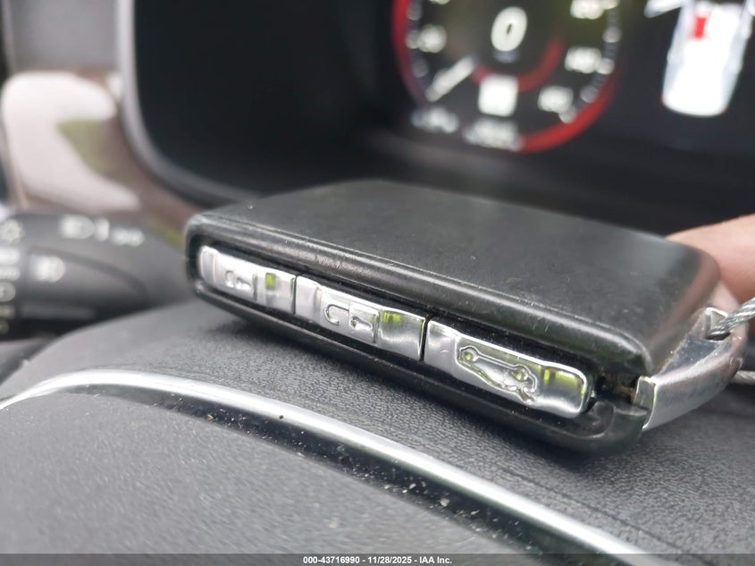 2018 Volvo S90 T5 Momentum VIN: LVY982AK8JP024298 Lot: 43716990