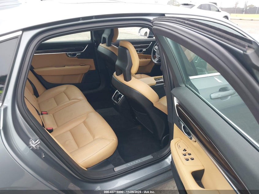 2018 Volvo S90 T5 Momentum VIN: LVY982AK8JP024298 Lot: 43716990