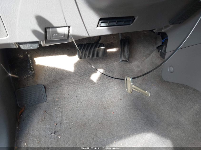 2001 Toyota 4Runner Sr5 V6 VIN: JT3HN86R310329922 Lot: 43717016