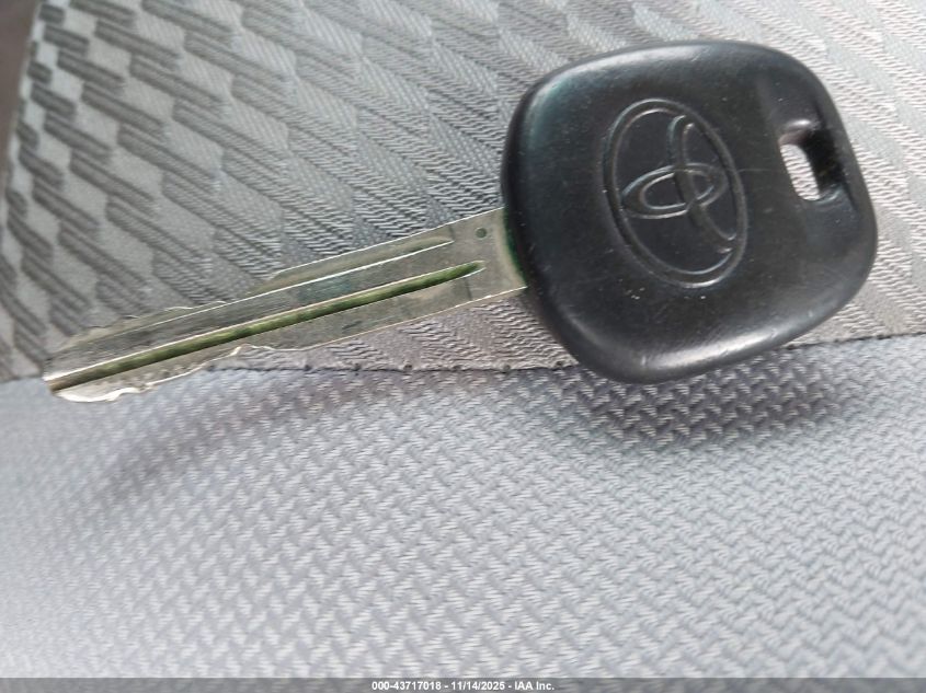 2005 Toyota Highlander V6 VIN: JTEEP21A650071887 Lot: 43717018