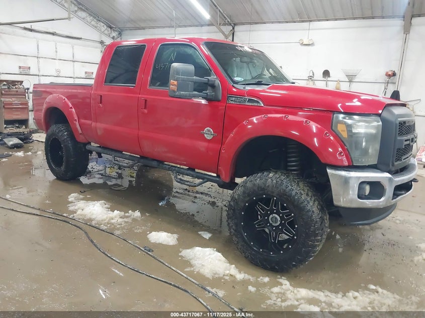 FORD F-250 LARIAT