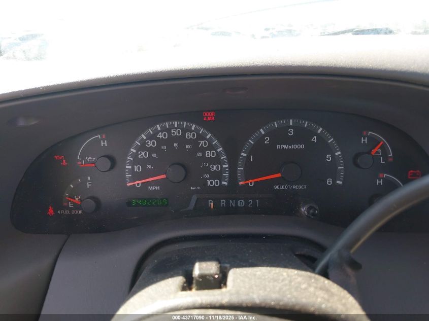 2000 Ford F-150 Lariat/Work Series/Xl/Xlt VIN: 1FTRX17W8YNA92380 Lot: 43717090