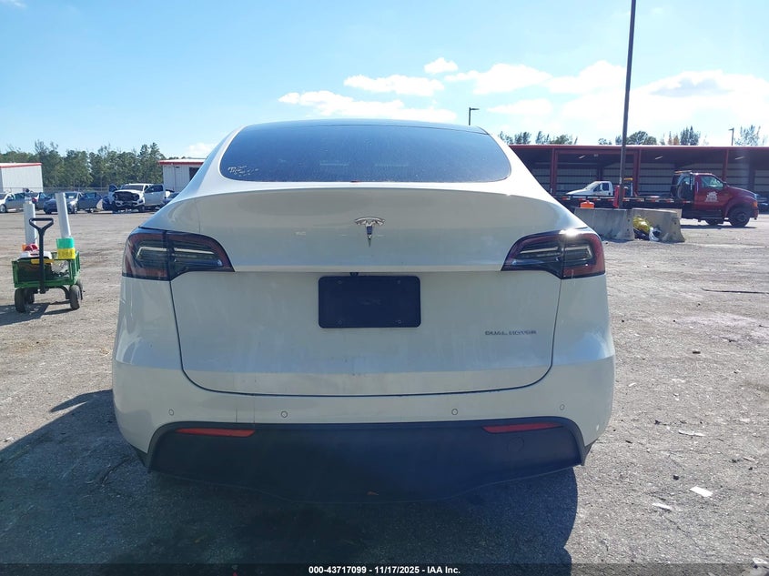 2020 Tesla Model Y Long Range Dual Motor All-Wheel Drive VIN: 5YJYGDEE1LF013467 Lot: 43717099