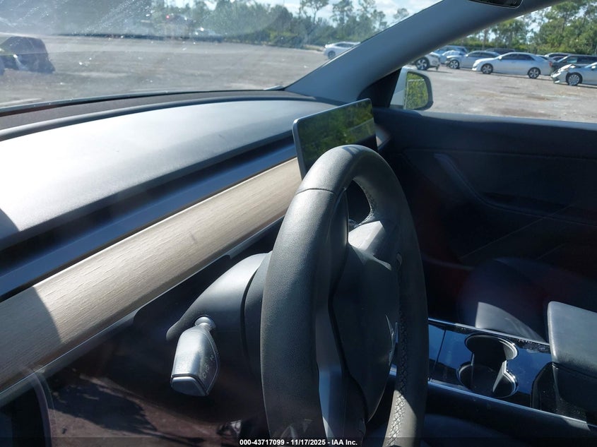 2020 Tesla Model Y Long Range Dual Motor All-Wheel Drive VIN: 5YJYGDEE1LF013467 Lot: 43717099