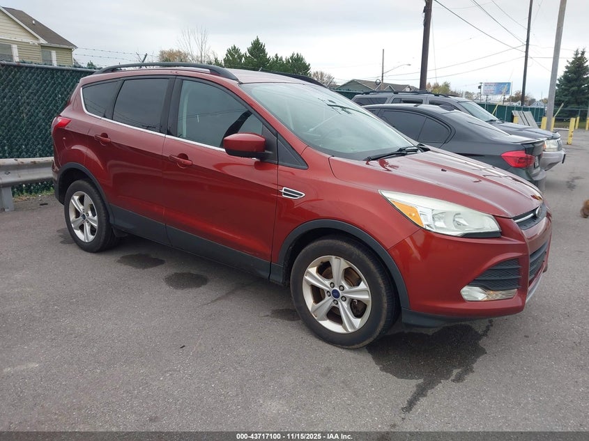 FORD ESCAPE SE