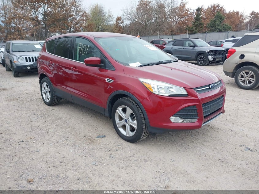 FORD ESCAPE SE