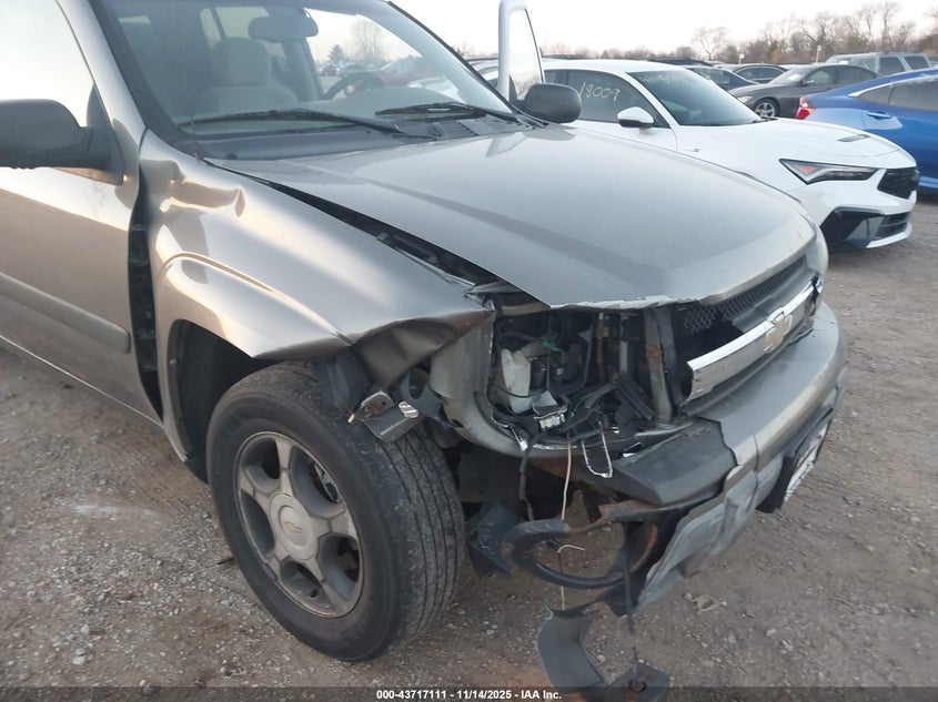 2005 Chevrolet Trailblazer Ext Ls VIN: 1GNET16S356144620 Lot: 43717111