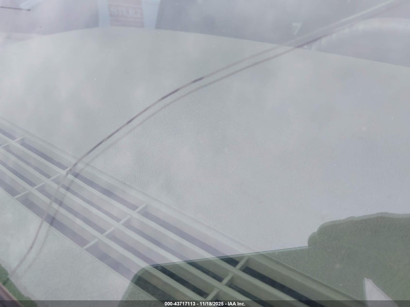 2006 GMC Yukon Denali VIN: 1GKEK63U16J133682 Lot: 43717113